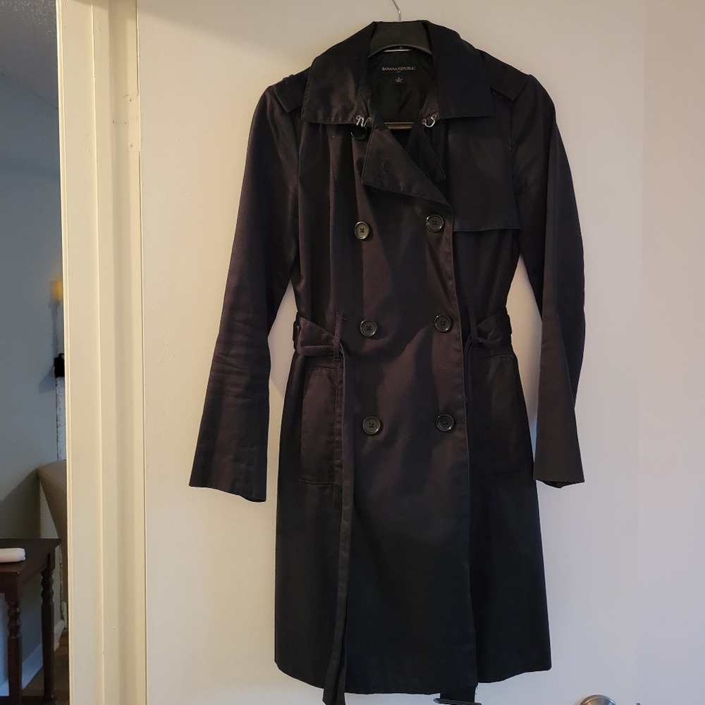 Banana Republic Black  trench coat Size S Belt